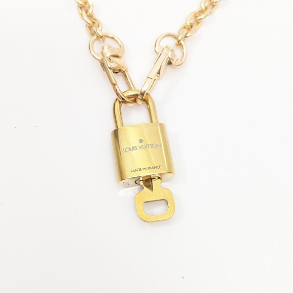 Price is firm.✨ Louis Vuitton ✨ chain lock and key match #307 - Picture 11 of 11